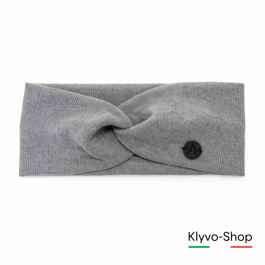 Women's Auri Headband in beige cotton – elastic, lightweight and spring-like.