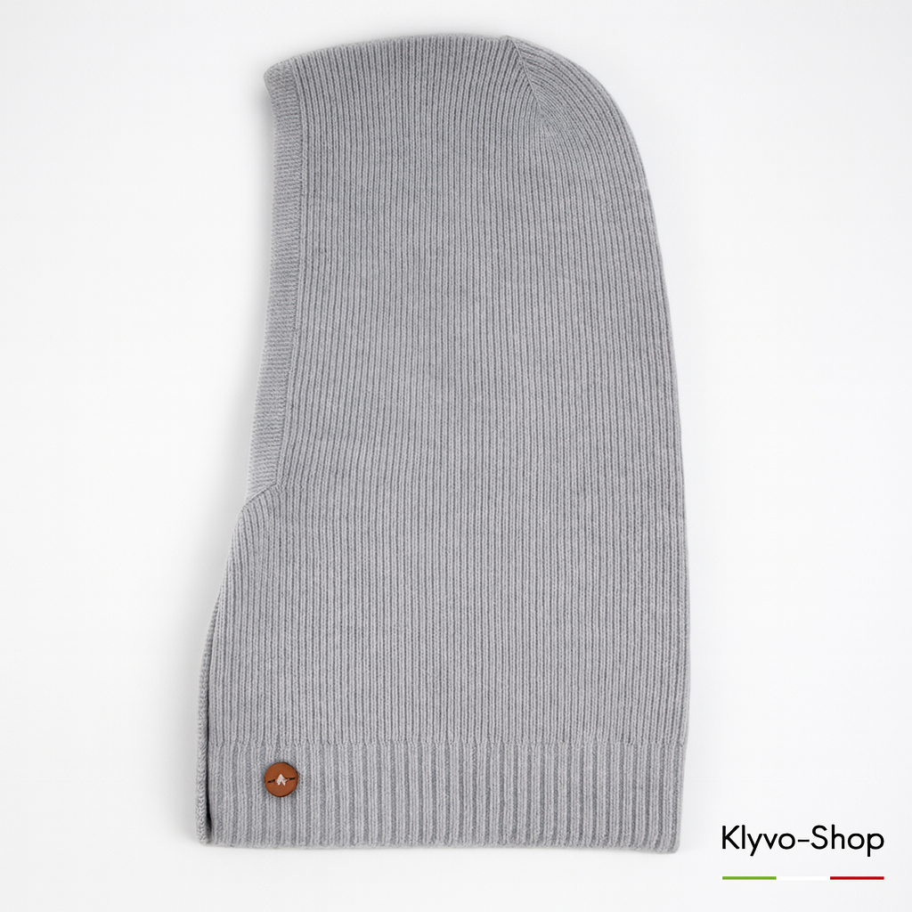 Kiruna Damen-Sturmhaube aus Merinowolle und Kaschmir – warm, elegant und weich.