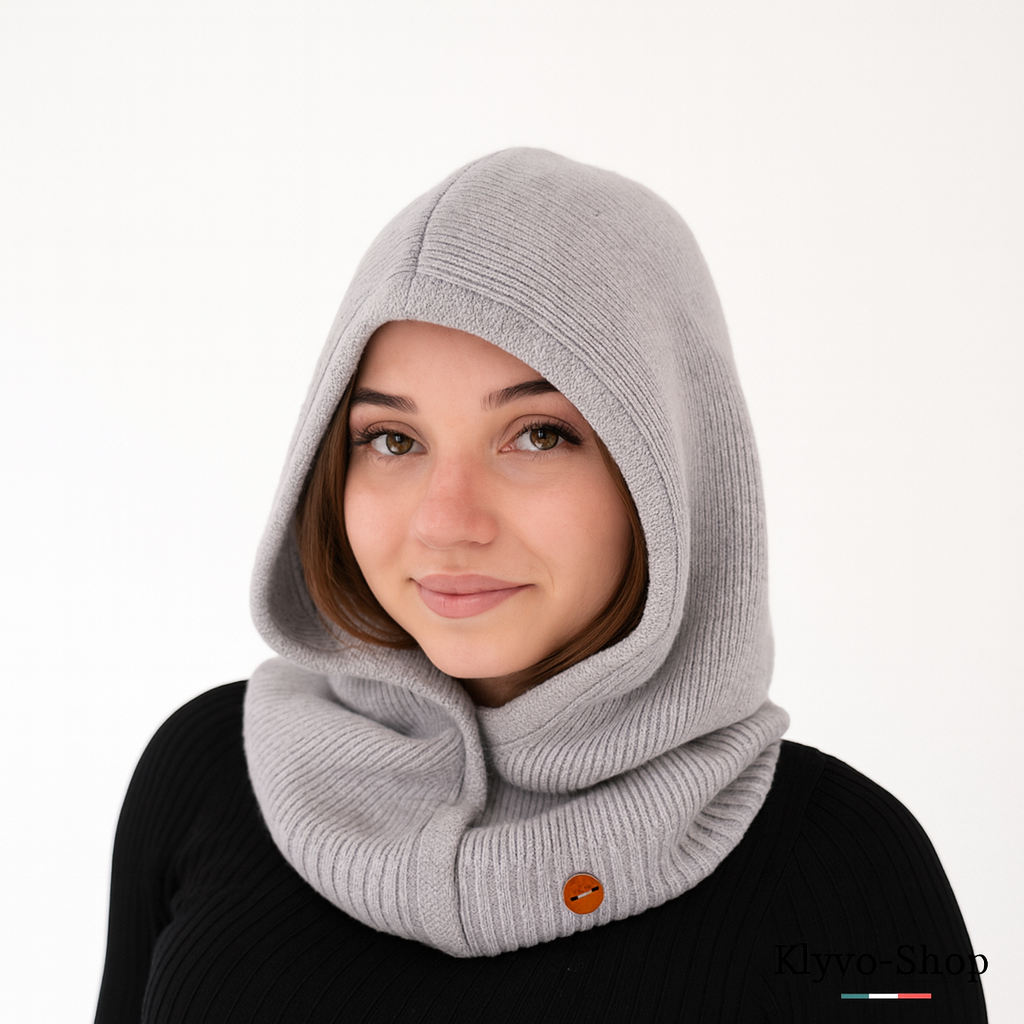 Kiruna Damen-Sturmhaube aus Merinowolle und Kaschmir – warm, elegant und weich.