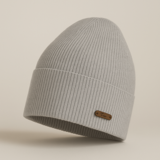 Flerra Damenmütze aus 100% extrafeiner Merinowolle in Beige – Elegant und warm für den Winter