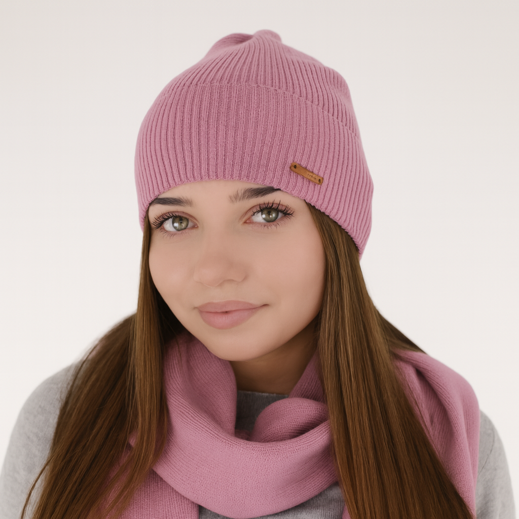 Flerra Damenmütze aus 100% extrafeiner Merinowolle in Beige – Elegant und warm für den Winter