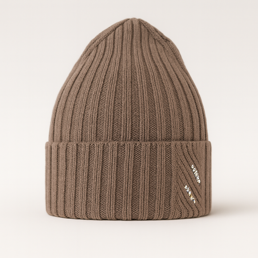 Ariga Damenmütze aus 100 % extrafeiner Merinowolle mit Strasssteinen – warm, elegant und wärmeregulierend für den Winter.