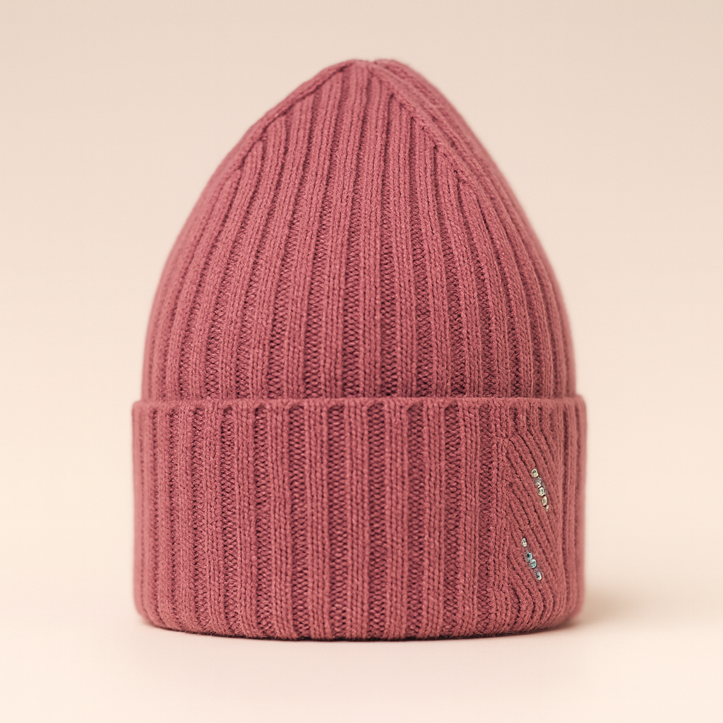 Ariga Damenmütze aus 100 % extrafeiner Merinowolle mit Strasssteinen – warm, elegant und wärmeregulierend für den Winter.